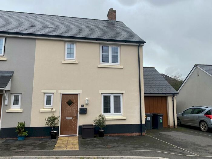 3 Bedroom SemiDetached House For Sale In Chulmleigh, EX18