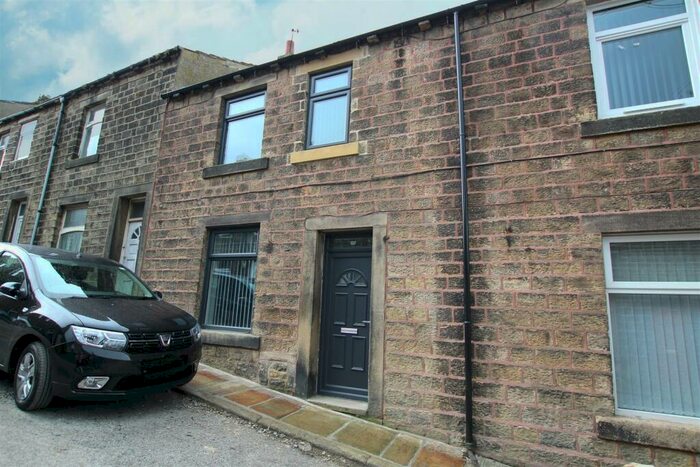 2 Bedroom Terraced House To Rent In Gibb Street, Cowling, BD22
