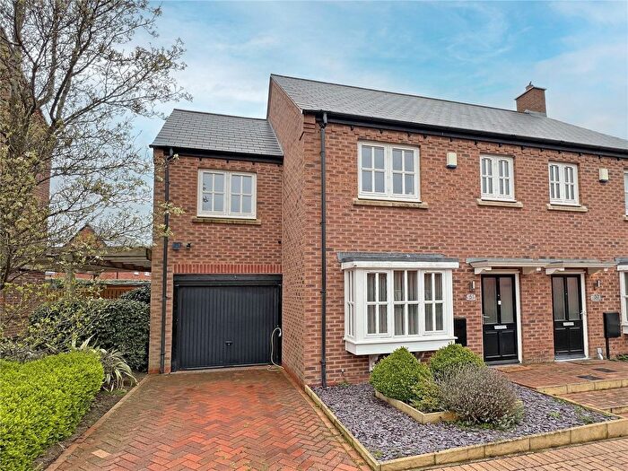 4 Bedroom Semi Detached House For Sale In Ellens Bank, Lightmoor, Telford, Shropshire, TF4