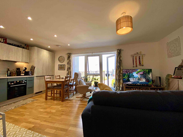 1 Bedroom Apartment For Sale In Pasture Court, Holmhill Drive, Old Felixstowe, IP11