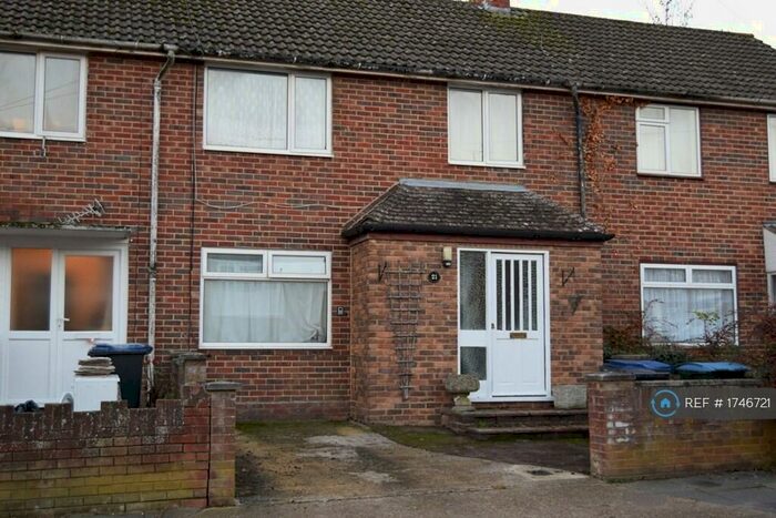 3 Bedroom Terraced House To Rent In Godden Road, Canterbury, CT2