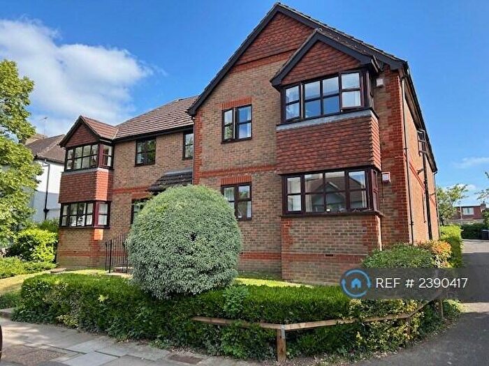 1 Bedroom Flat To Rent In St. Andrews Court, New Malden, KT3