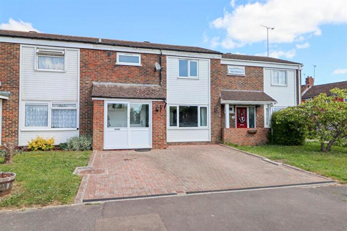 3 Bedroom Terraced House For Sale In Gardeners Close, Warnham, Horsham, RH12