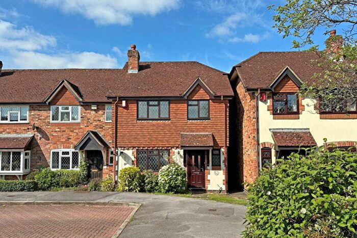 3 Bedroom Semi-Detached House To Rent In High Street, Nutfield, RH1