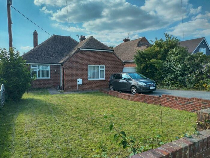 3 Bedroom Bungalow To Rent In Hockers Lane, Detling, Maidstone, ME14