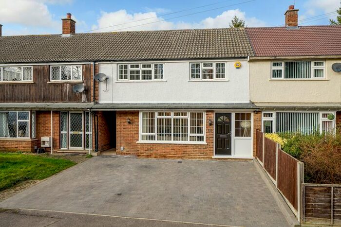 3 Bedroom Terraced House For Sale In Horsleys, Maple Cross WD3