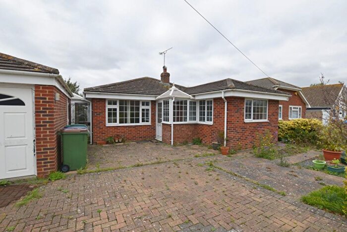 3 Bedroom Detached Bungalow For Sale In Dunstall Gardens, St. Marys Bay, TN29