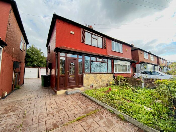 2 Bedroom Semi-Detached House To Rent In Tennyson Road, Reddish, Stockport, SK5