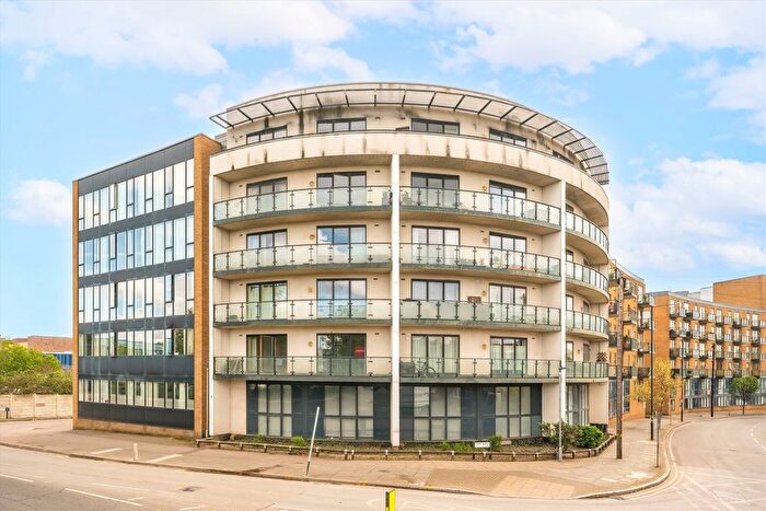 1 Bedroom Flat To Rent In Durnsford Road, Wimbledon, SW19