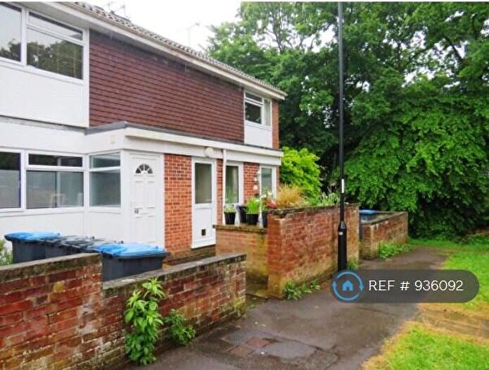 1 Bedroom Flat To Rent In Sawyers Close, Burgess Hill, RH15