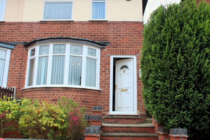 2 Bedroom House To Rent In Weston Avenue, Tividale, B69