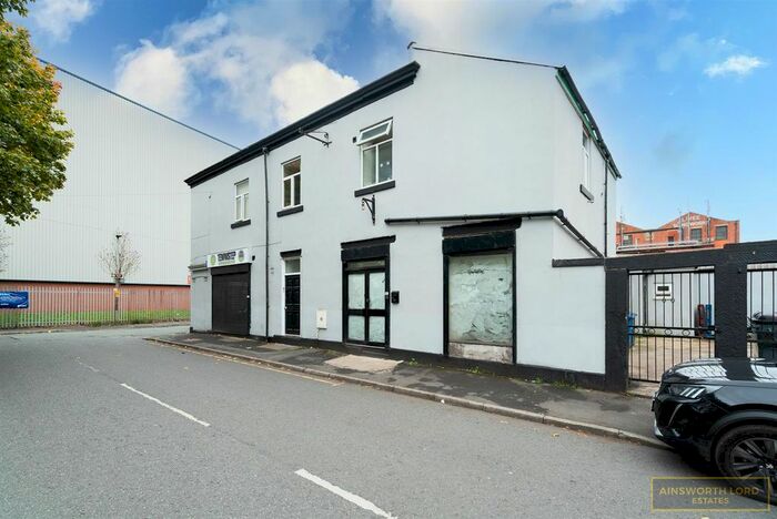 Property To Rent In Albert Street, Blackburn, BB2