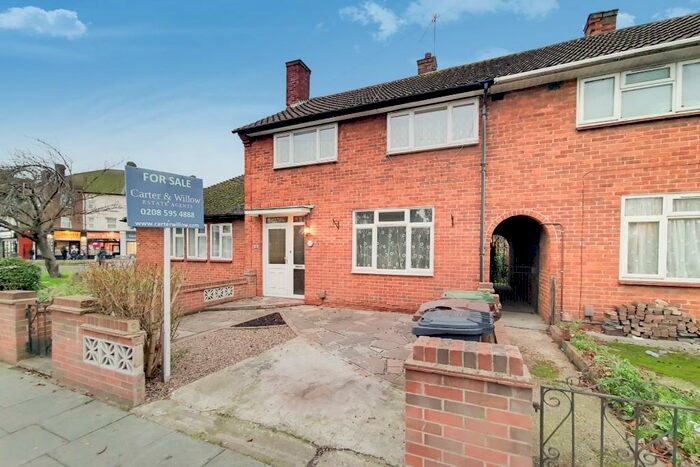 3 Bedroom Terraced House To Rent In Gale Street, Dagenham, RM9