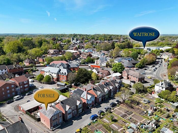 3 Bedroom Detached House For Sale In St Catherines, Wimborne, BH21