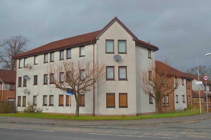 2 Bedroom Flat To Rent In Dalvait Gardens, Balloch, Wdc, G83