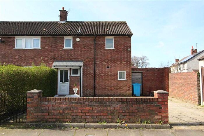 2 Bedroom End Of Terrace House For Sale In Kersey Road, Kirkby, L32