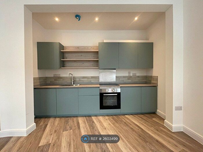 1 Bedroom Flat To Rent In Roe Road, Northampton, NN1