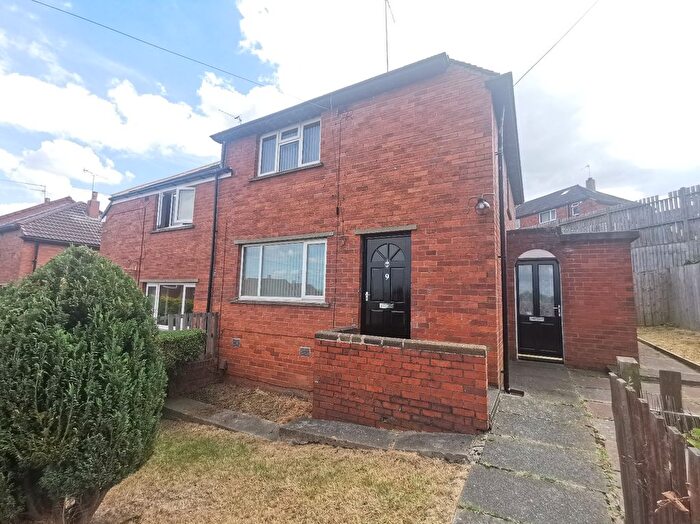 2 Bedroom Semi-Detached House To Rent In Standale Rise, Pudsey, West Yorkshire, LS28