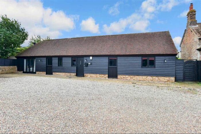 2 Bedroom Barn Conversion For Sale In Potten Street, St. Nicholas At Wade, Birchington, Kent, CT7