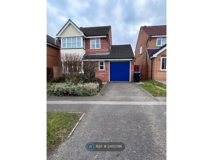 3 Bedroom Detached House To Rent In Bridlington Crescent, Monkston, Milton Keynes, MK10