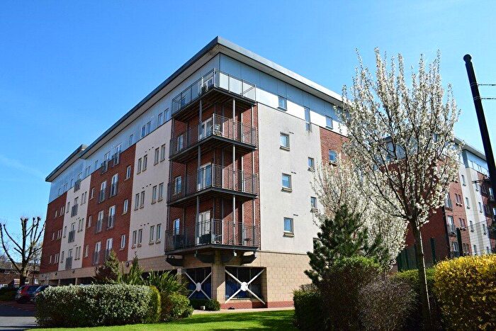 2 Bedroom Apartment To Rent In Ocb, Flat The Saltra, Egerton House, Elmira Way, Salford Quays, M5