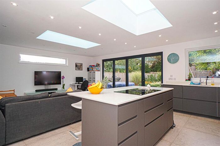 3 Bedroom Bungalow For Sale In Parkstone Road, Hastings, TN34