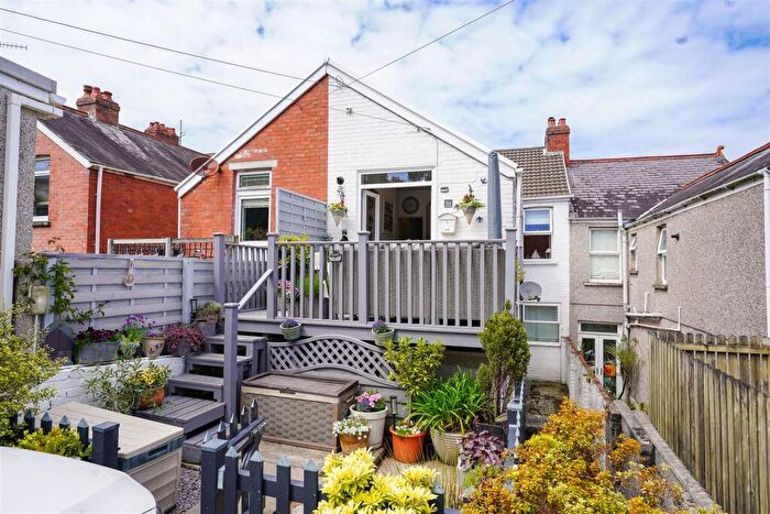 1 Bedroom Apartment For Sale In Queens Road, Mumbles, Swansea, SA3