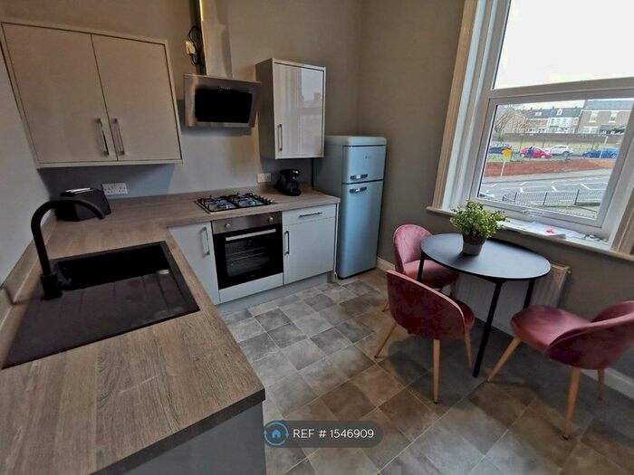 1 Bedroom Flat To Rent In Laygate, South Shields, NE33