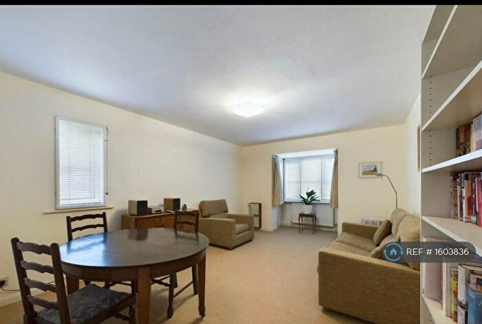 1 Bedroom Flat To Rent In Shepherds Court, Harrow, HA1