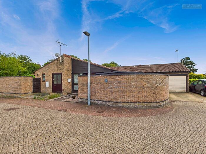 2 Bedroom Semi-Detached Bungalow For Sale In Finchfield, Peterborough, PE1