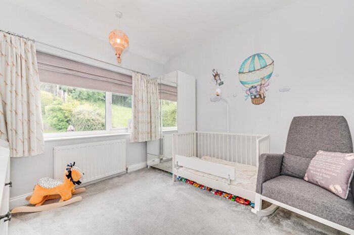 2 Bedroom Semi-Detached House For Sale In Wingfield Crescent, Sheffield, S12