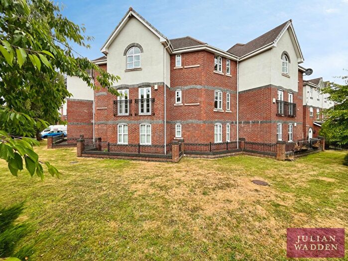 2 Bedroom Flat For Sale In Printers Close, Burnage/Heaton Moor, Manchester, M19