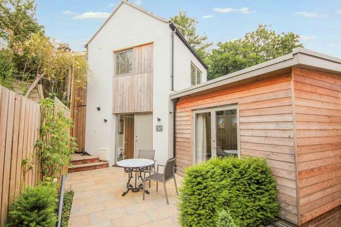 1 Bedroom Detached House To Rent In Unthank Road, Norwich, NR2