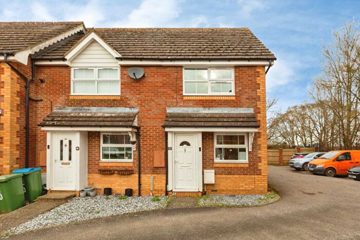 2 Bedroom End Of Terrace House For Sale In Morris Court, Aylesbury, Buckinghamshire, HP21