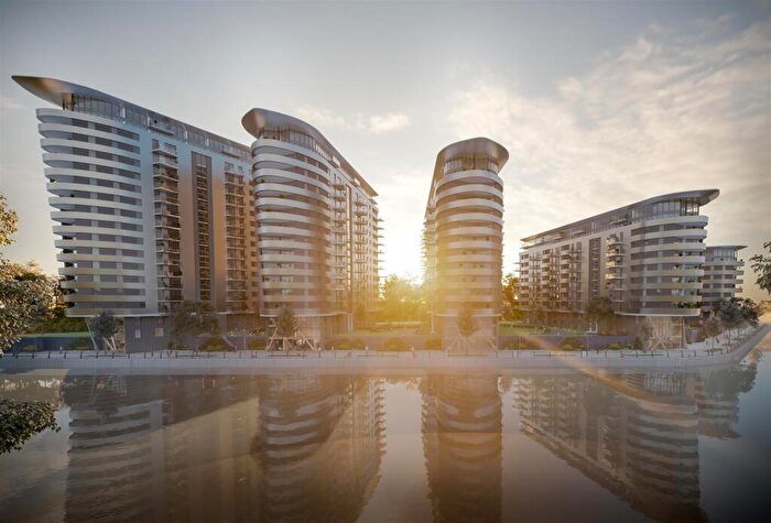 3 Bedroom Flat For Sale In Manchester Waters, Pomona Strand, Old Trafford, Manchester, M16