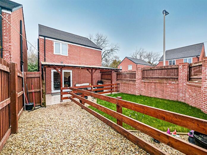 3 Bedroom Detached House For Sale In Bowden Green Drive, Leigh, WN7