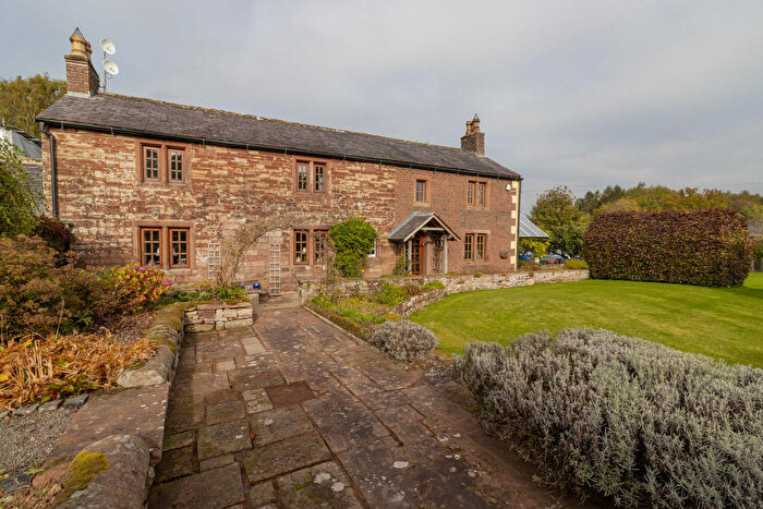 4 Bedroom Semi-Detached House For Sale In Corby Hill, Carlisle, CA4