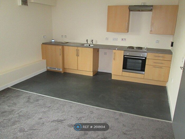 2 Bedroom Flat To Rent In Overhaugh Street, Galashiels, TD1