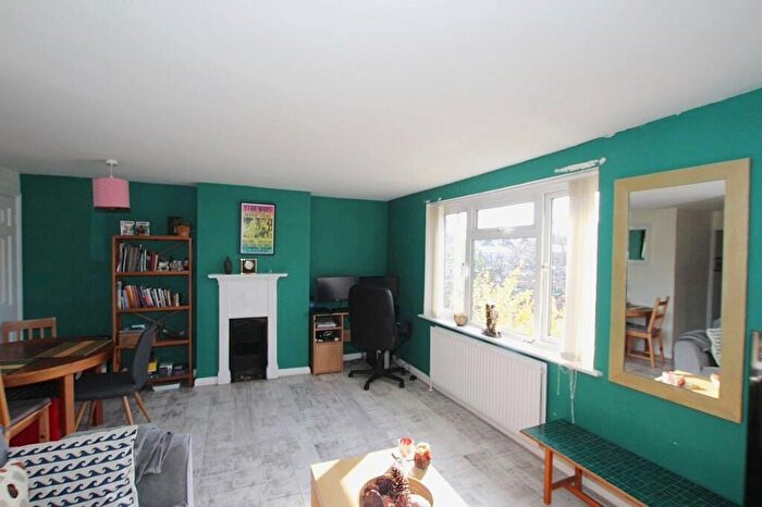 1 Bedroom Flat For Sale In North Avenue, Haverhill, CB9
