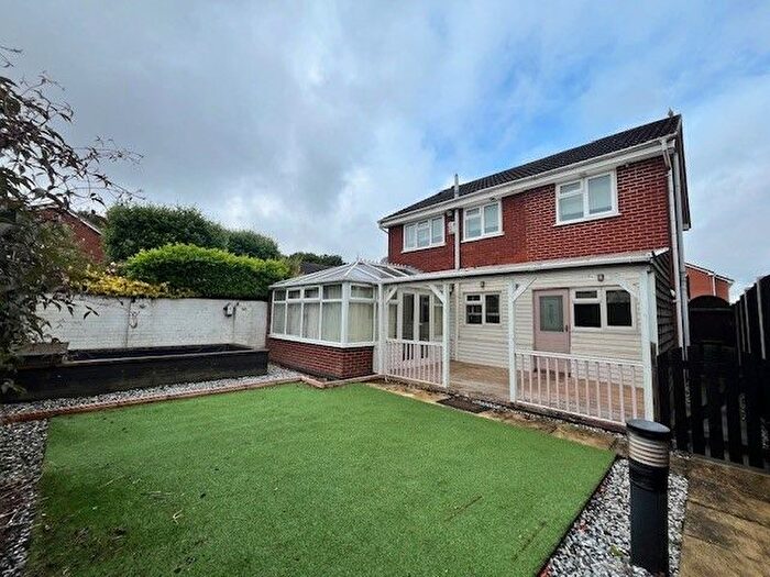 4 Bedroom Property To Rent In Millers Vale, Cannock, WS12