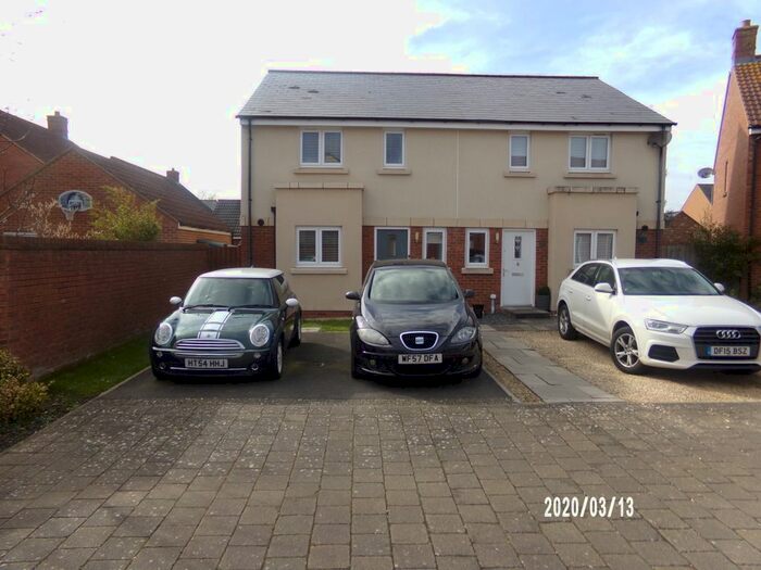 3 Bedroom Semi-Detached House To Rent In Redpoll Drive, Portishead, BS20