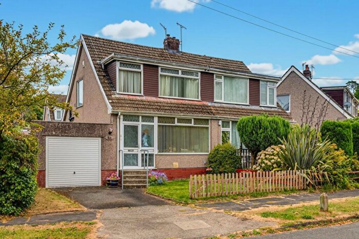3 Bedroom Semi-Detached House For Sale In Woodcote, Killay, SA2