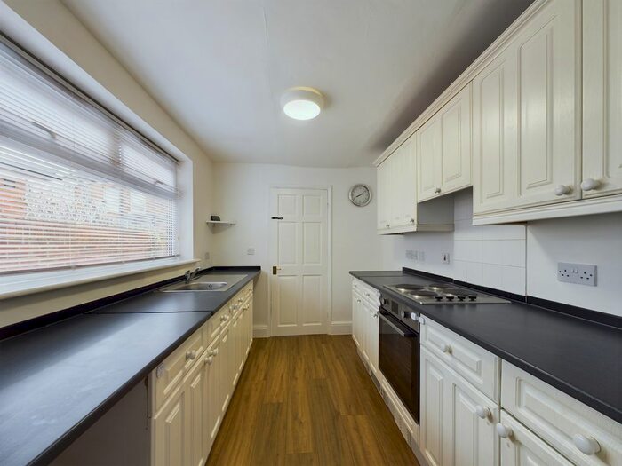 2 Bedroom Terraced House To Rent In Marshall Street, Newland Avenue, HU5