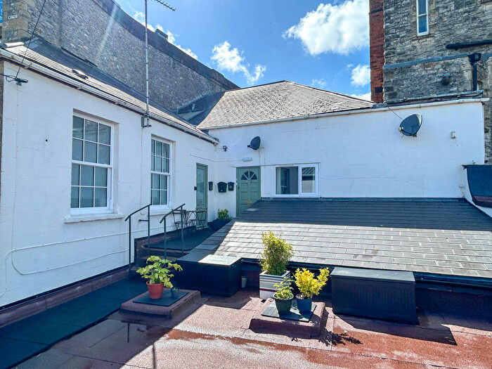 1 Bedroom Flat To Rent In High Street, Shepton Mallet, BA4