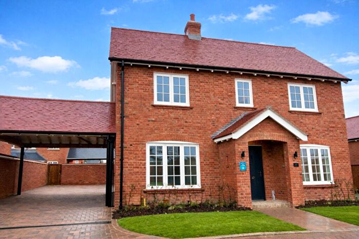 4 Bedroom Detached House For Sale In Ochre Meadows, Theale, Reading, Berkshire, RG7