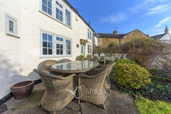 2 Bedroom Cottage For Sale In Main Street Belton In Rutland, LE15