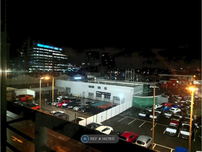 2 Bedroom Flat To Rent In Wallace Street, Glasgow, G5