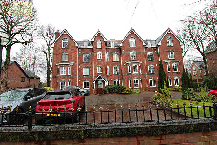 2 Bedroom Flat For Sale In Ellesmere Road Eccles, M30