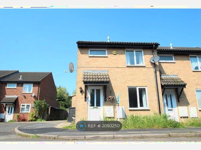 4 Bedroom End Of Terrace House To Rent In Pinels Way, High Wycombe, HP11