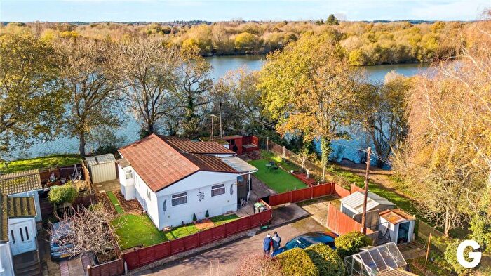 2 Bedroom Park Home For Sale In Stillwater Park, North Poulner Road, Ringwood, Hampshire, BH24